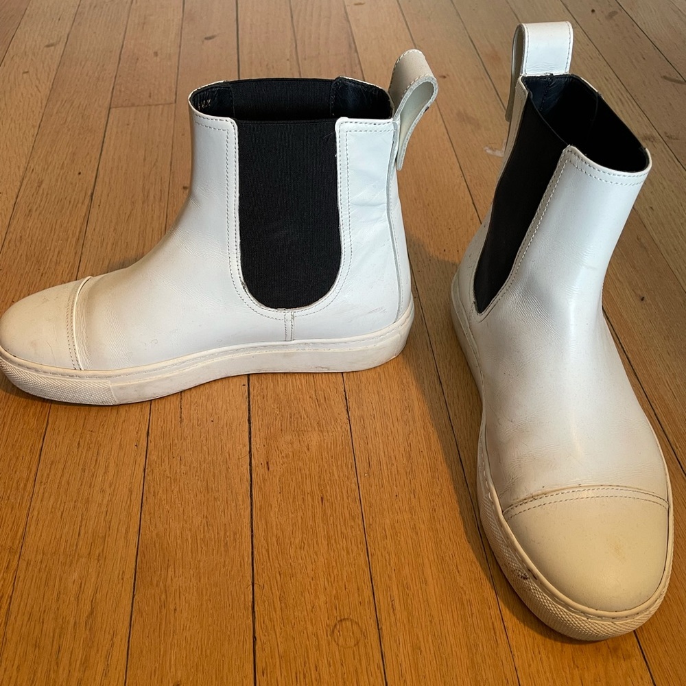 M. Gemmi white/black ankle stylish rain boots! Waterproof! Modern